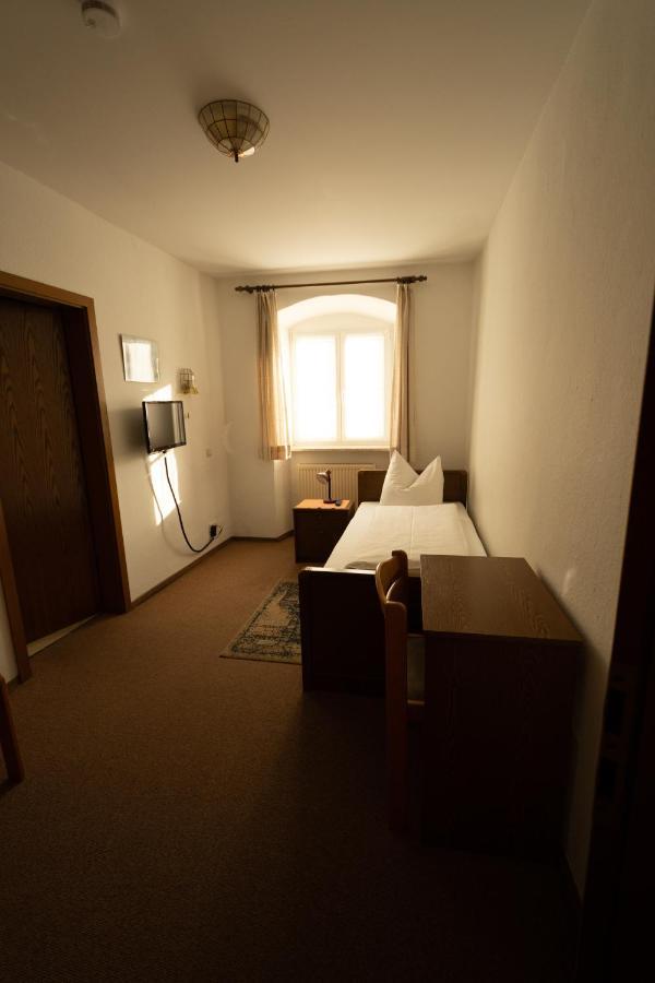 Bistro-Pension Vis-A-Vis Фобург Екстер'єр фото